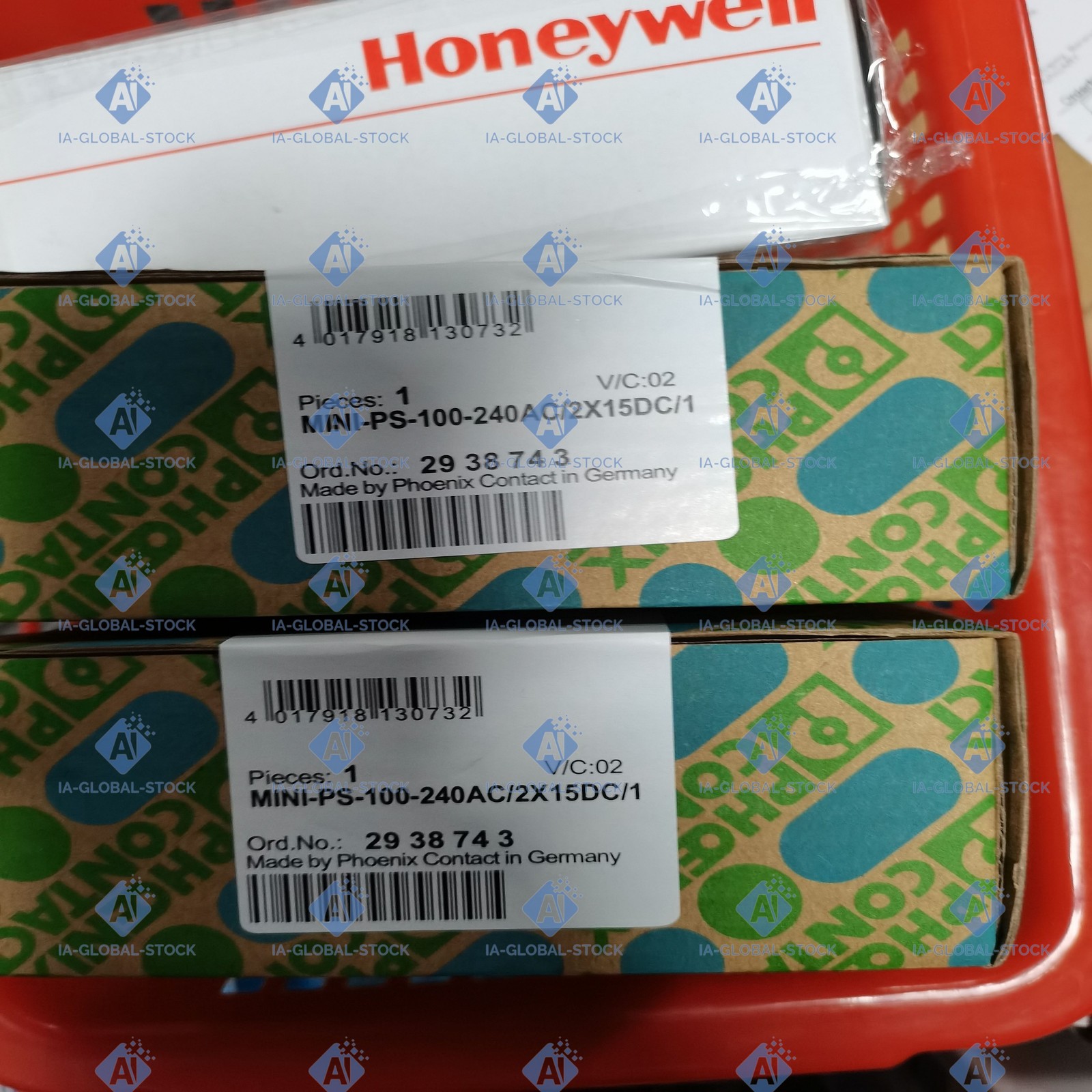 Free & Fast Ship One Sealed NEW Phoenix 2938743 Warranty Included