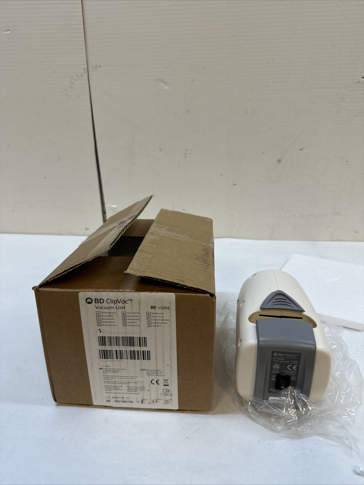 Becton Dickinson BD ClipVac 5500E Clipper Vacuum Unit