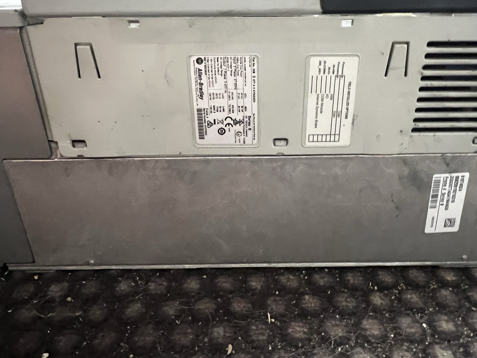 20BD077A0AYNAND0-B Allen-Bradley 77A 480V 60HP Powerflex 700 W/20-COMM-E TESTED