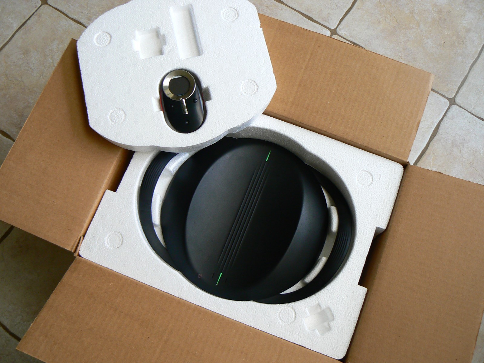 NEW INNOVISION DEVICES Digital Wireless Wheelchair Scale 1200 lb Cap. Rice Lake