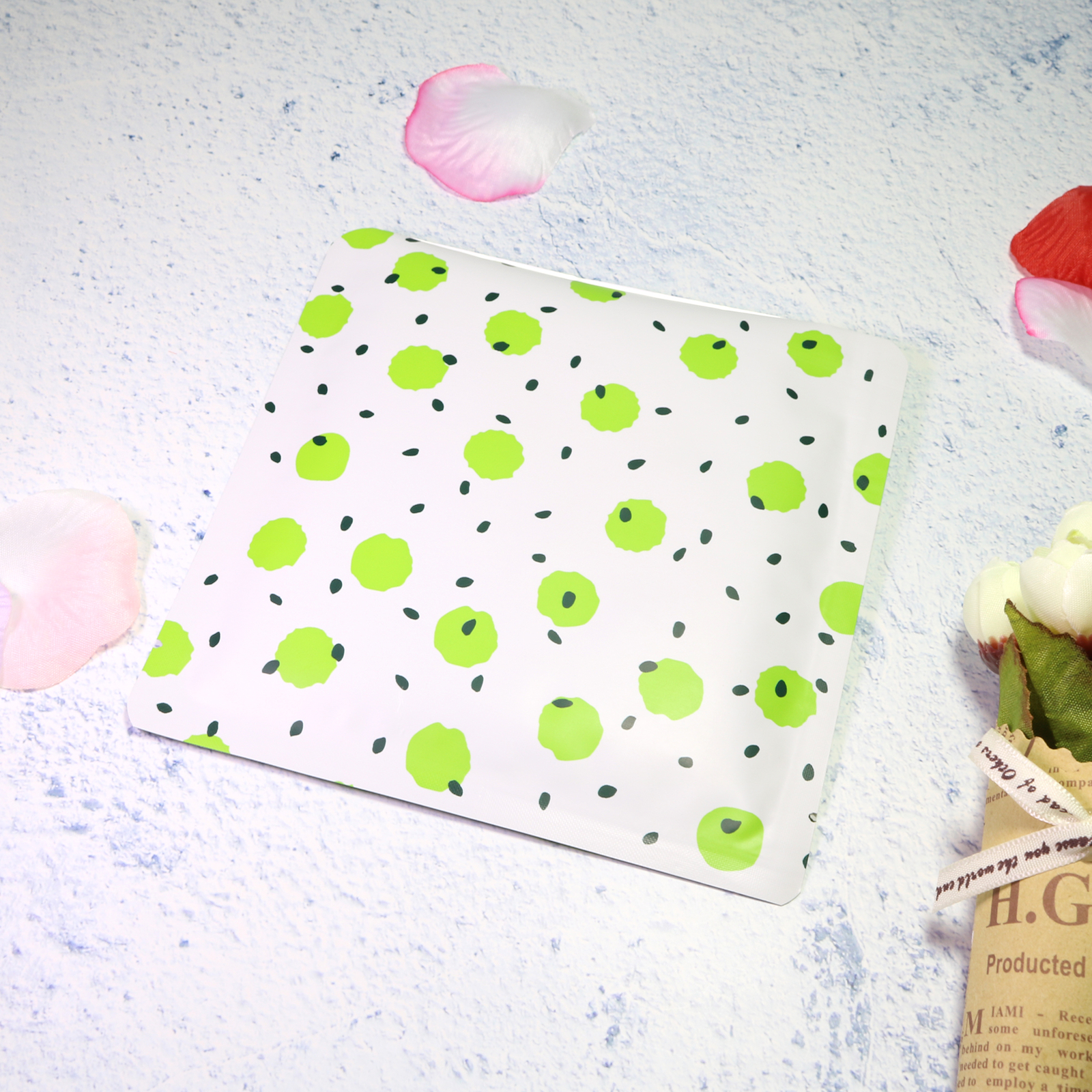 Flat Matte Green Patterned Design Open-Top Heat-Sealable Packaging Pouches