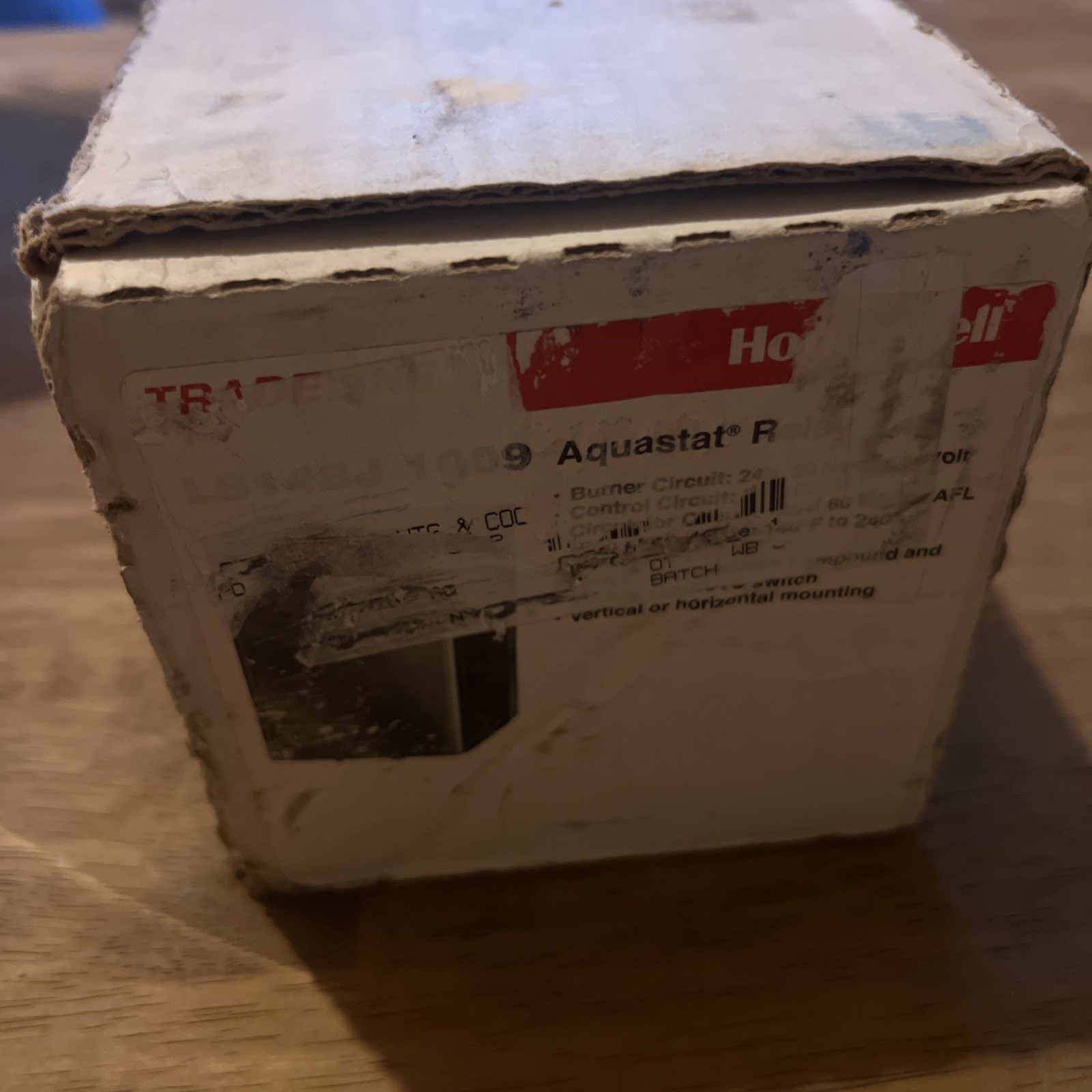 Honeywell L8148J1009 Aquastat Relay