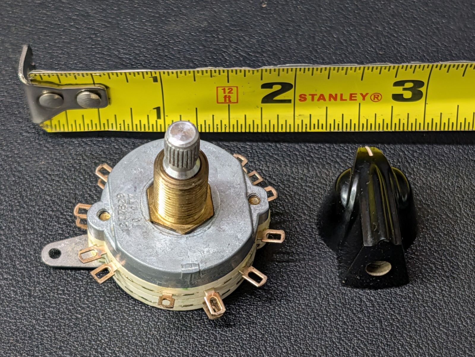 Vintage CTS Rotary Switch 5 Position Off 1978 Selector Part 70-477 with Knob