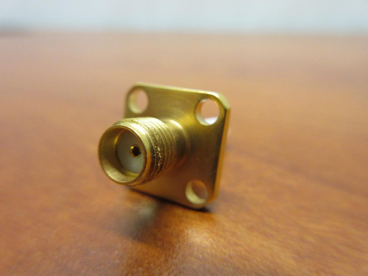 PASTERNACK PE4099 SMA Female Connector Solder Attachment 4 Hole Flange Mount