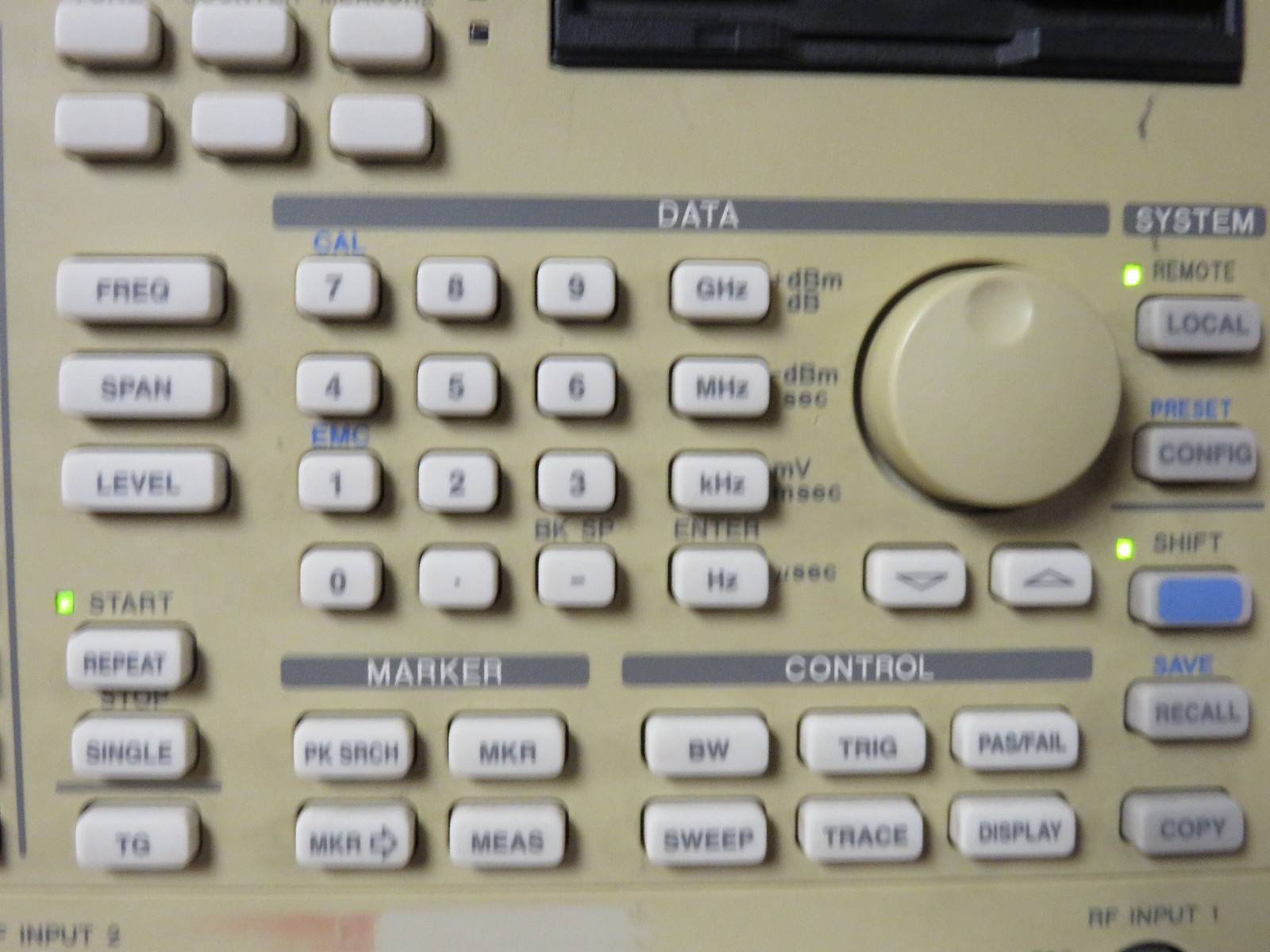 ADVANTEST R3131A SPECTRUM ANALYZER 9kHz – 3GHz