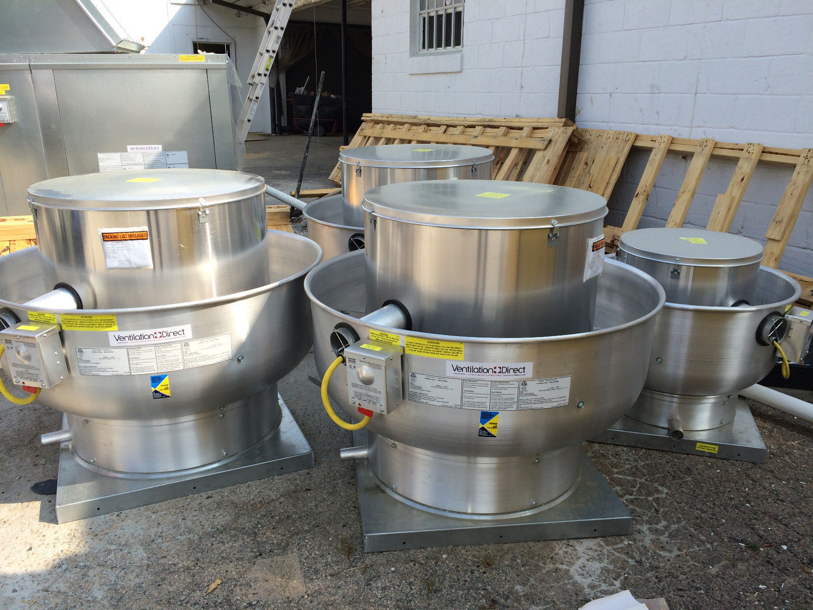 Commercial Restaurant Kitchen Exhaust Fan – 1000-1500 CFM with Speed Control