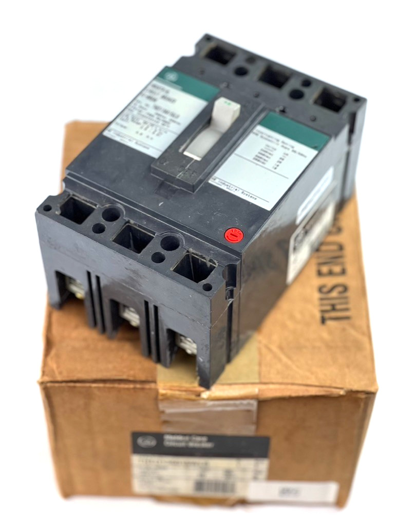 GE THED136015WLB 3 Pole 15 Amp Circuit Breaker 600VAC 3P 15A — RUST READ