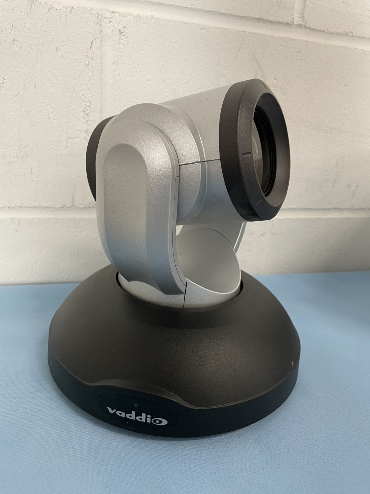 Vaddio RoboSHOT 20 UHD Pan Tilt Zoom PTZ Professional Ultra HD Camera