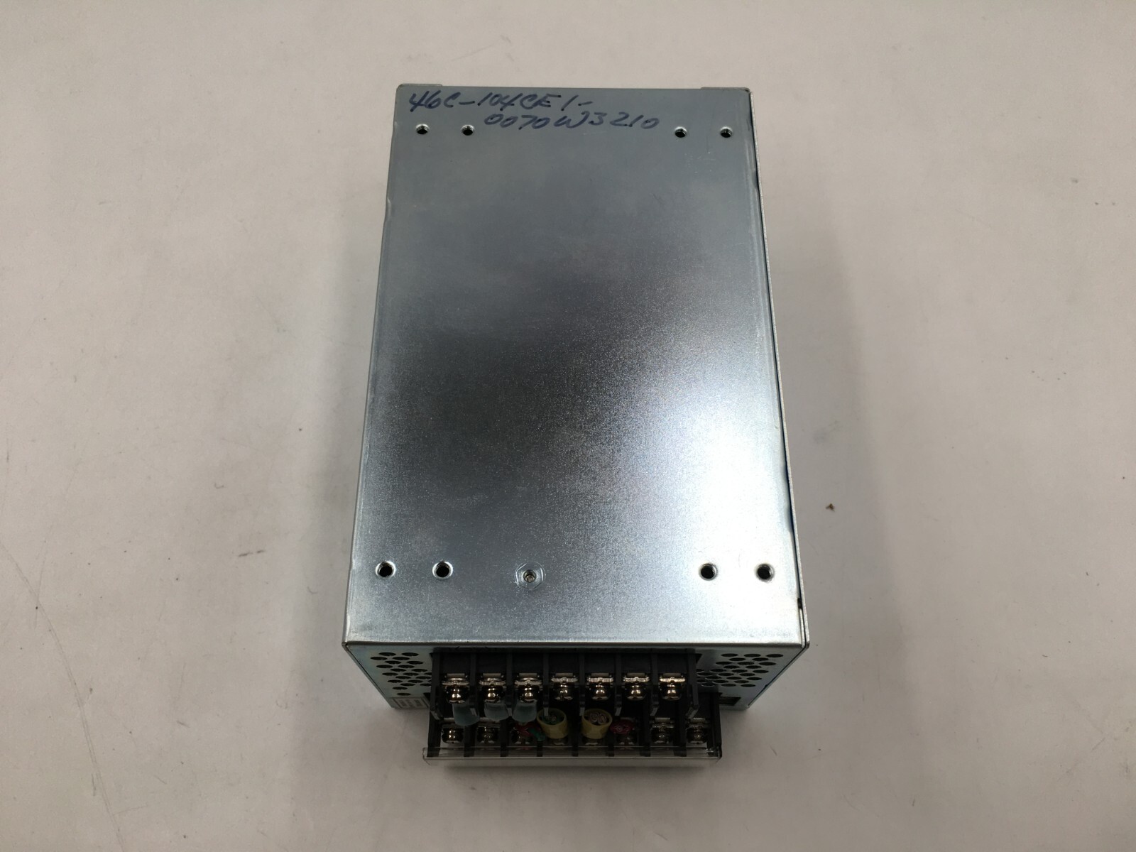 TDK-Lambda SWS600-24 Power Supply 100-240VAC ~ 8.0A, 50 / 60Hz, 24V=25A