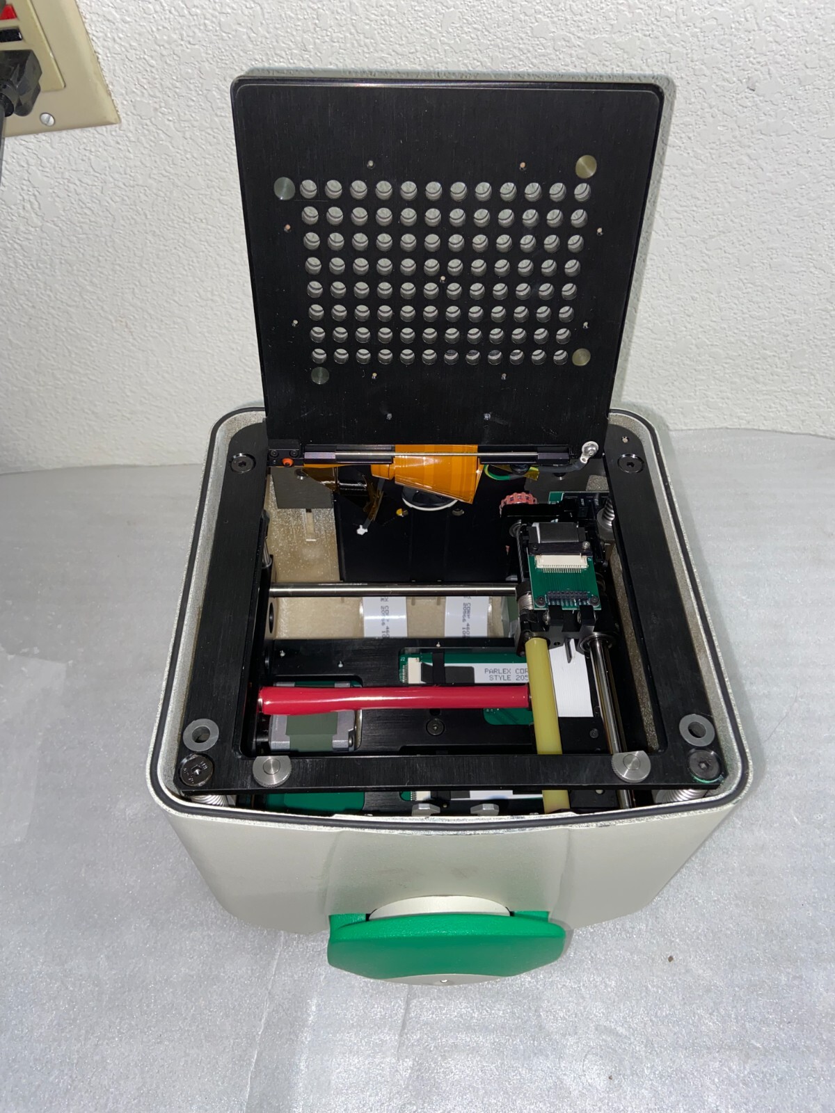 Bio-Rad / MJ Research Chromo4 Real-Time PCR Detector CFD3240 for PTC-200 – Used