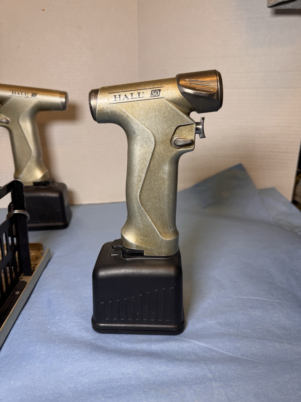 ConMed HALL 50 Handpieces PRO7100B PRO7300B PRO7400B w/ Accessories & Batteries