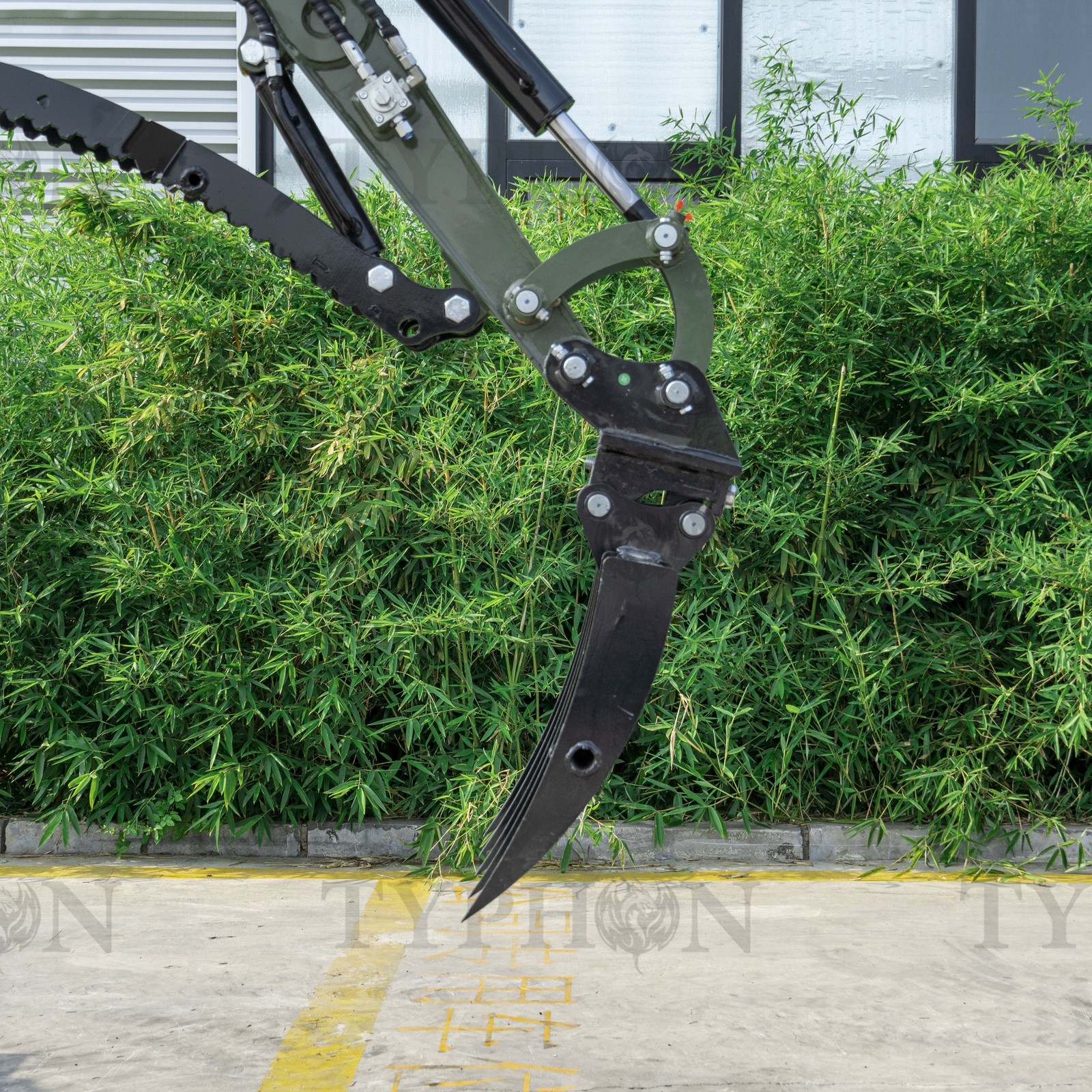 Rake Attachment for 2.5–3T TYPHON TERROR XXV Diggers | Compact Landscaping Rake