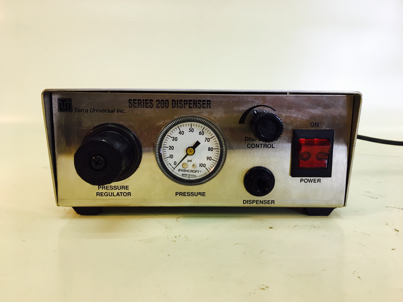 Terra Universal Inc. Series 200 Automatic Liquid / Paste Dispenser