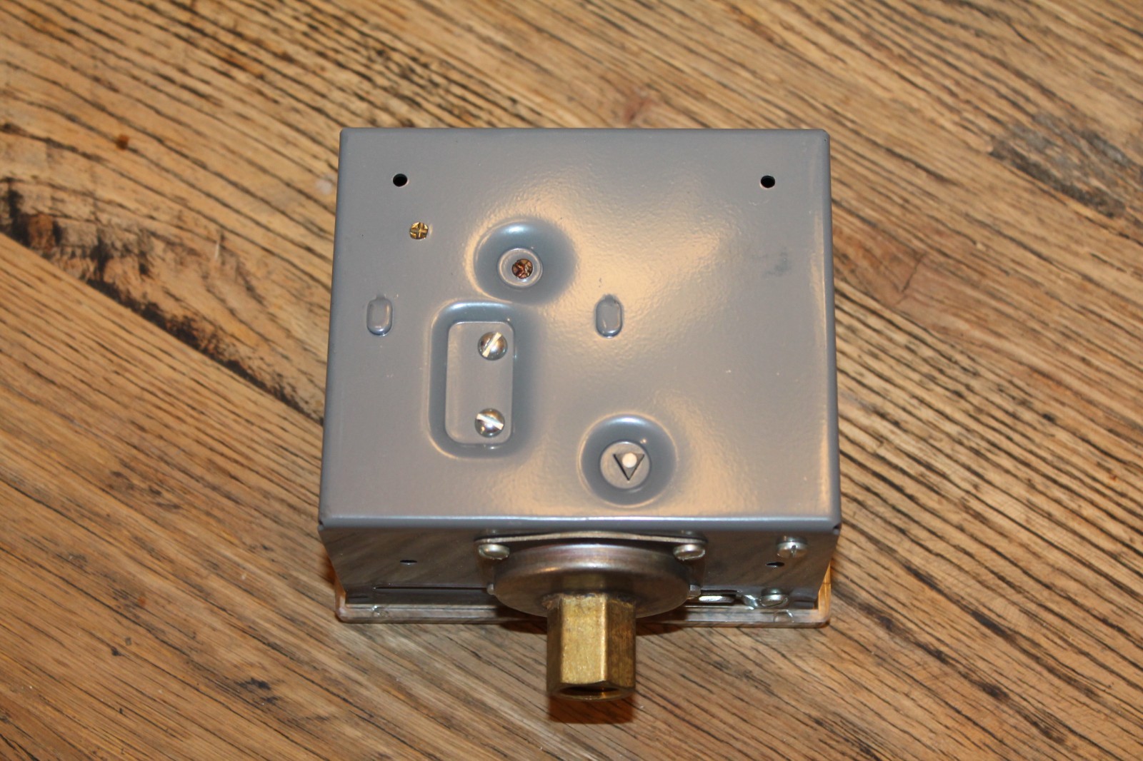 NOS Honeywell Pressure controller L604A-1177 L604A1177