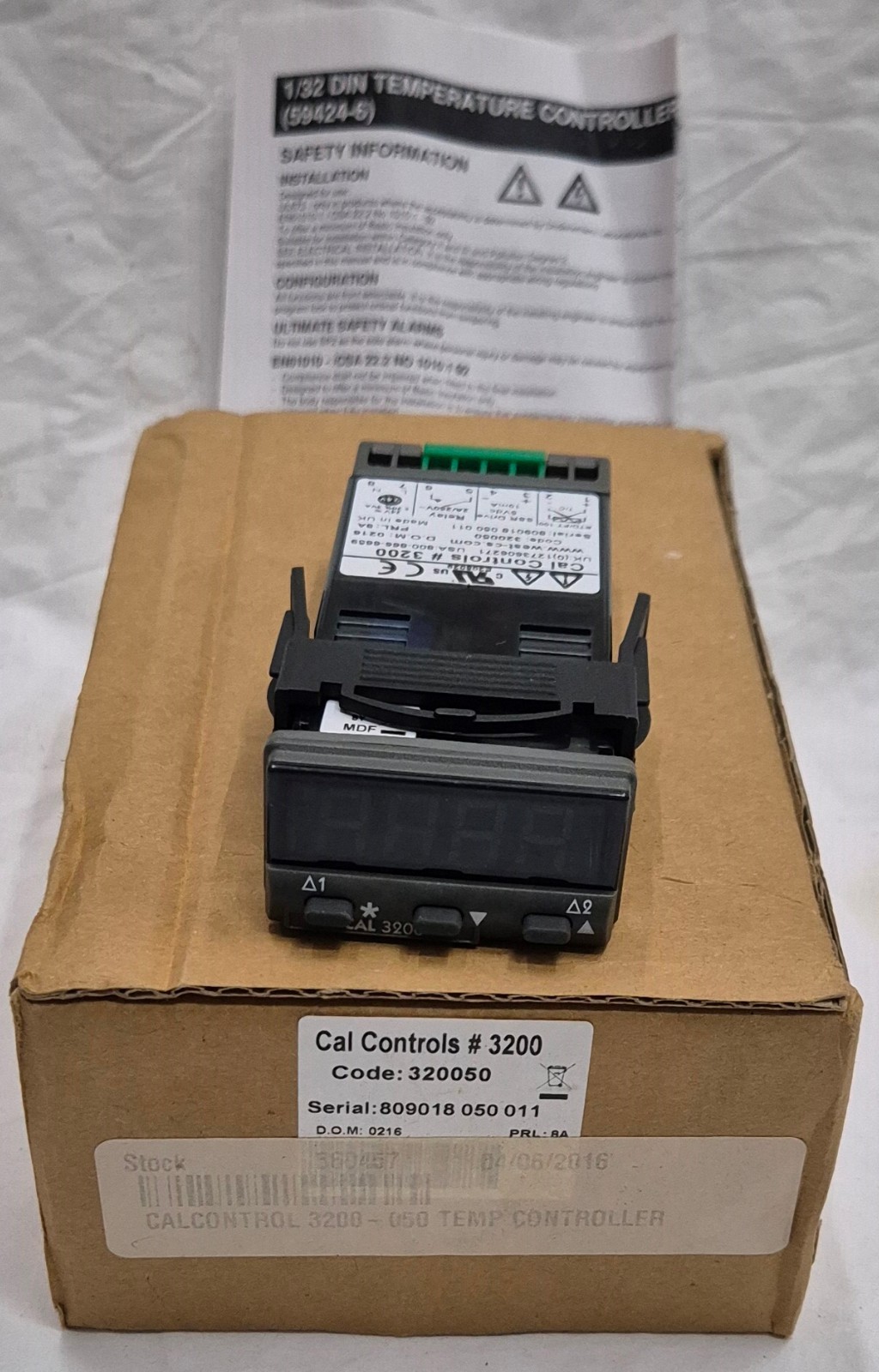 CAL CONTROLS 3200 PID Temperature Controller CODE: 320050