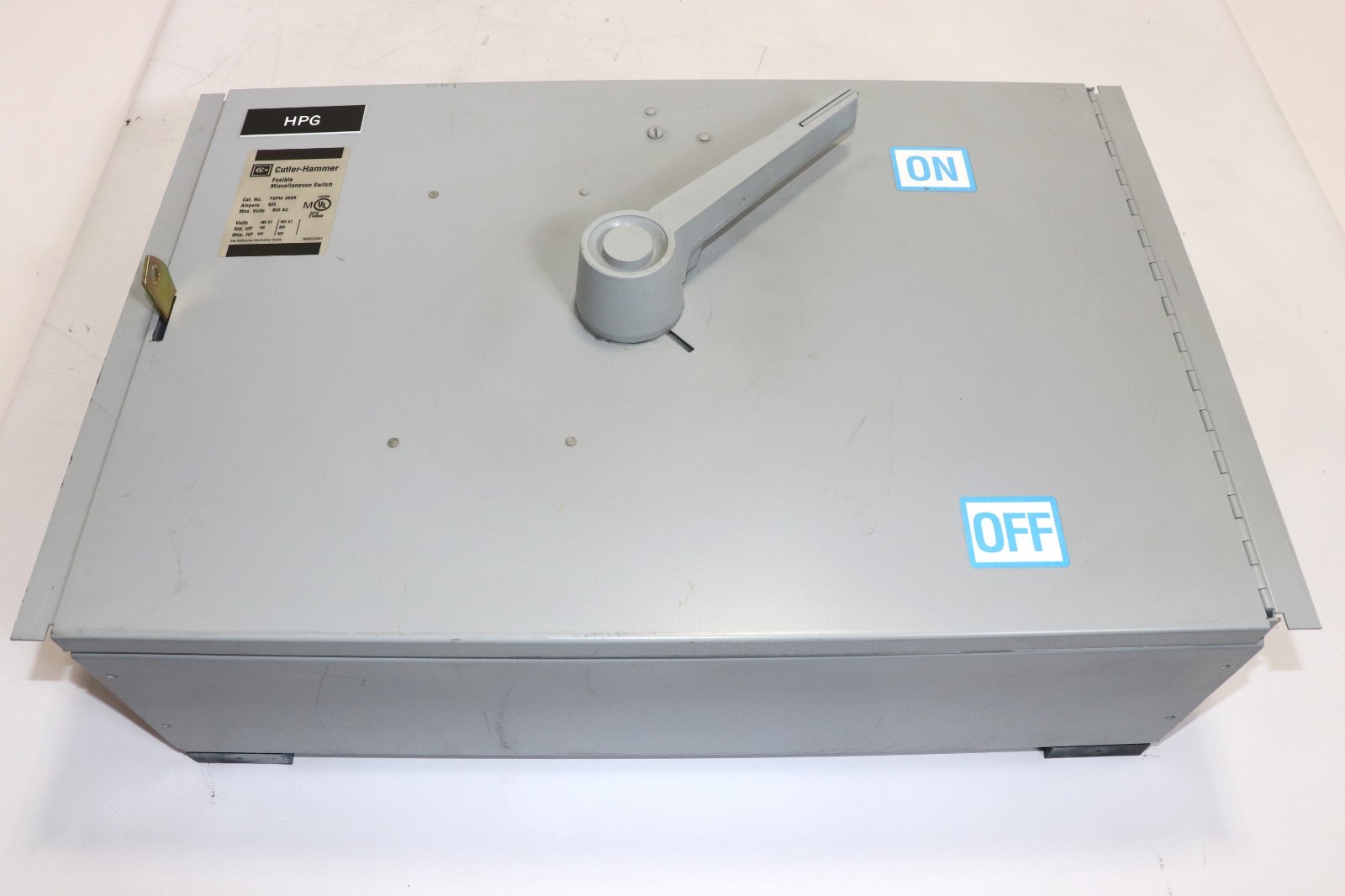 CUTLER HAMMER FDPW366R 600A FUSIBLE DEAD-FRONT/PANELBOARD SWITCH, 600VAC