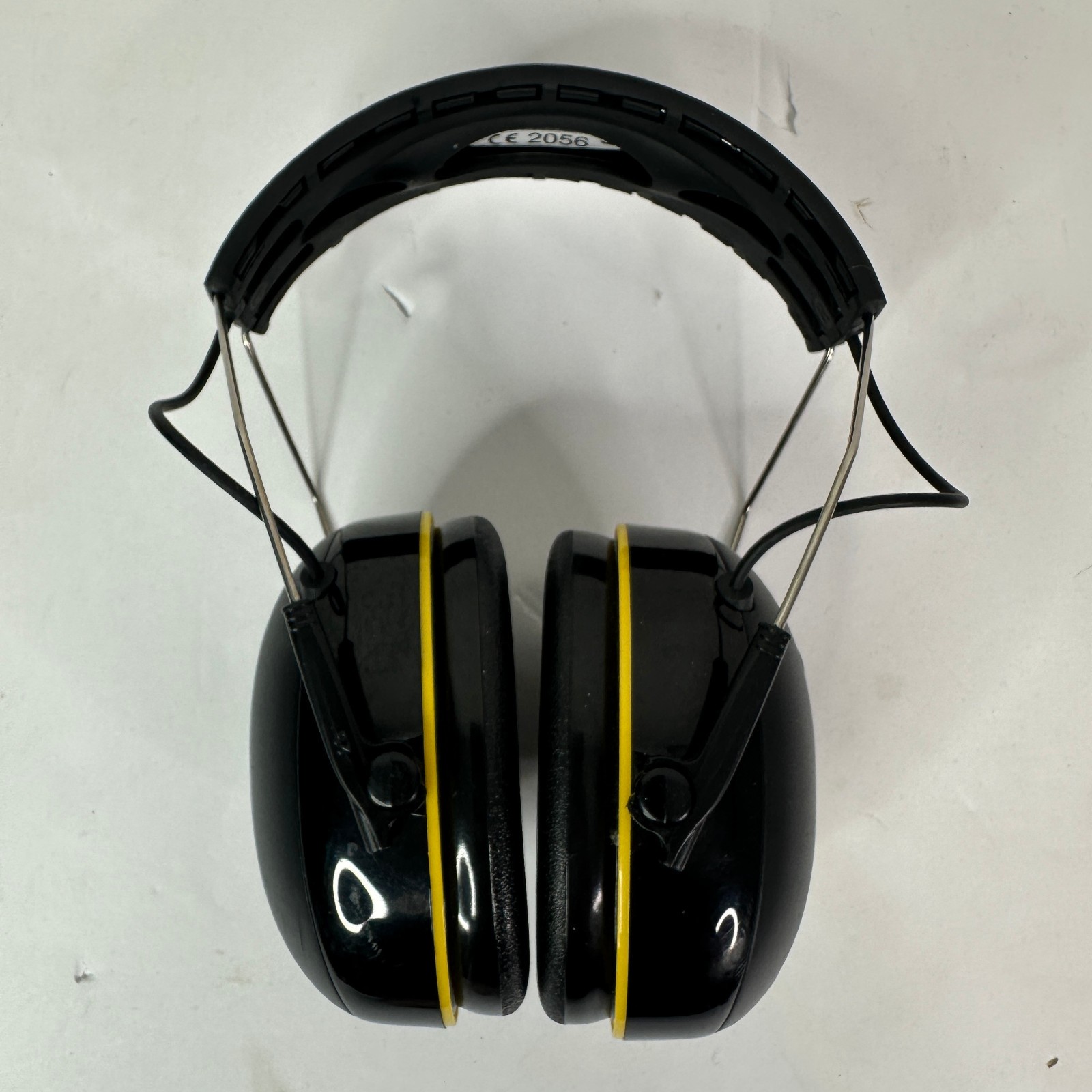 3M Worktunes Connect Wireless Hearing Protector with Bluetooth w/ USB Cable