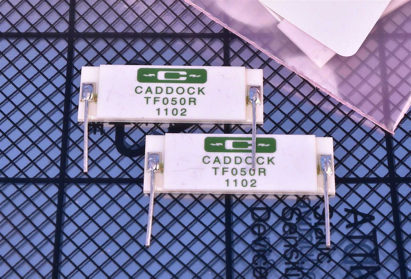 2 Caddock 0.05% Tetrinox 750mW Ceramic Precision Resistors 2.500 Megohm TF050R