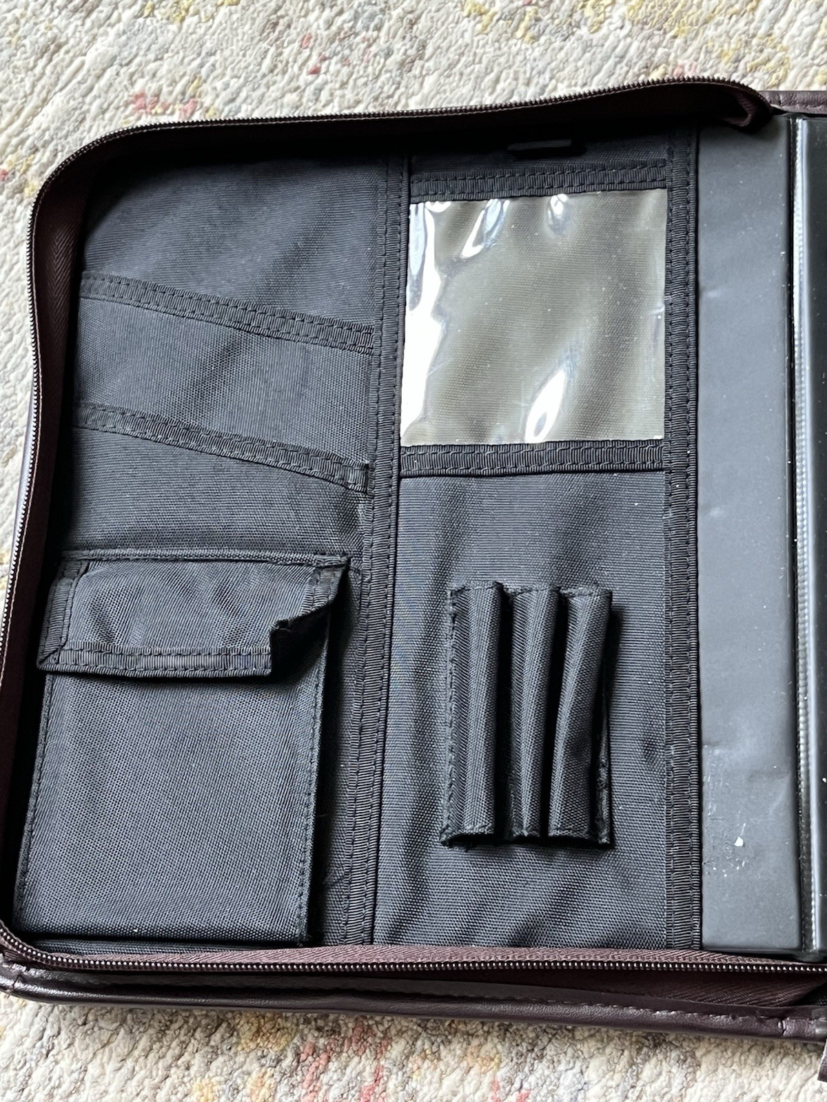 Avery~Leather Power Case~Zip Around Closure~Black~3 Ring Day Planner
