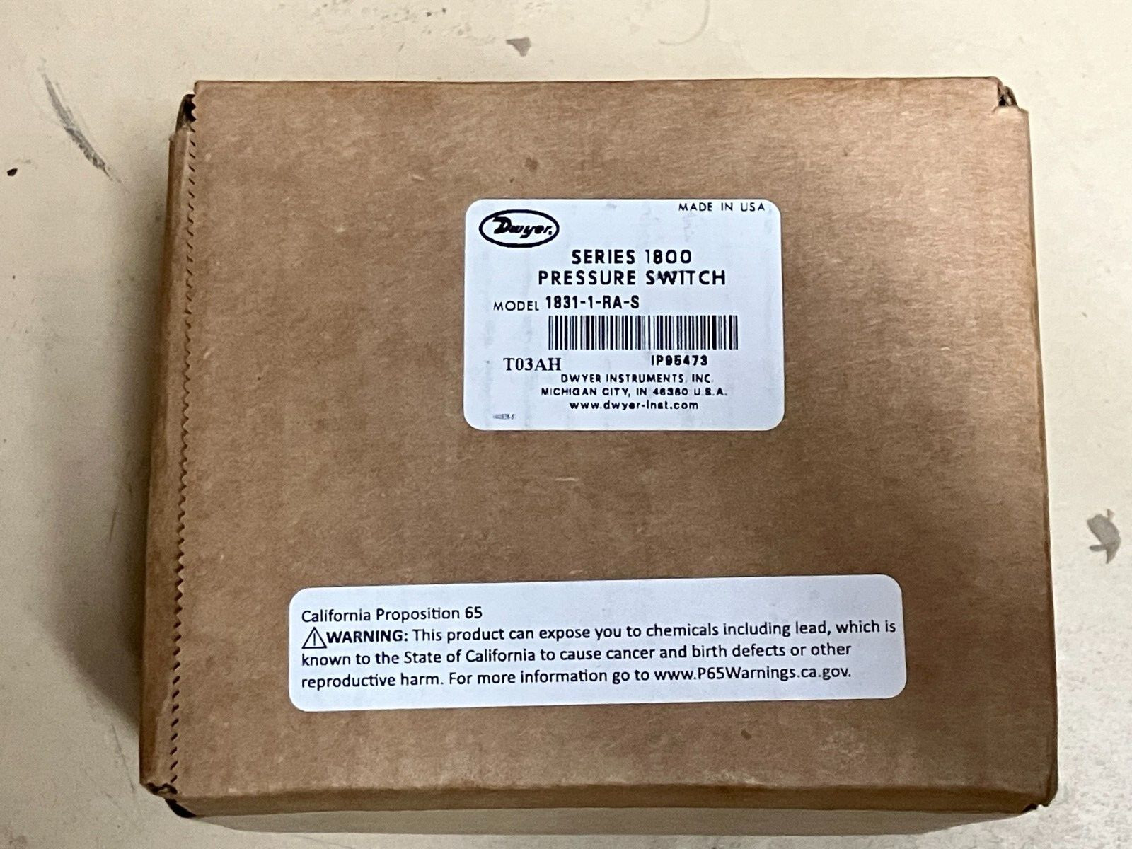 Dwyer Series 1800 1831-1-RA-S Low Differential Pressure Switch