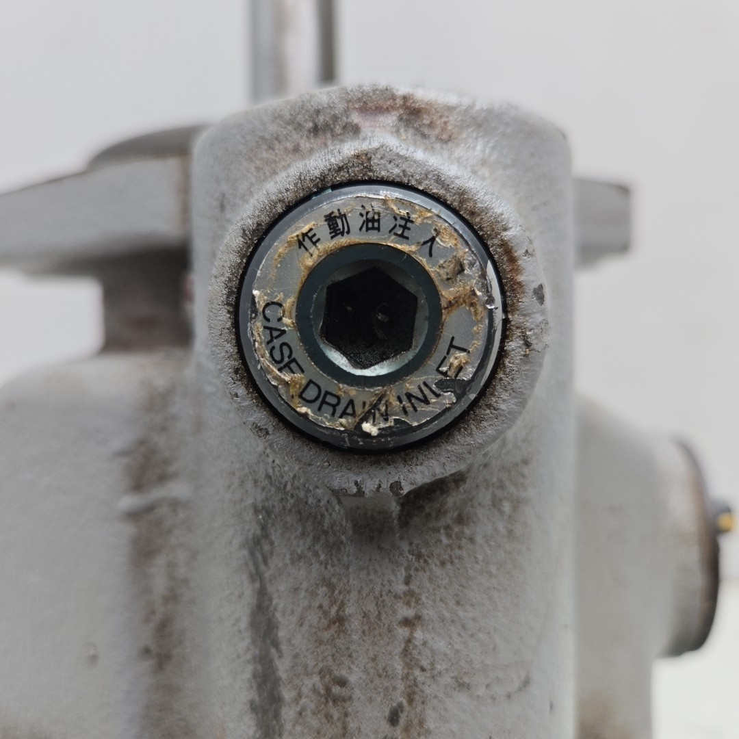 Variable Hydraulic Piston Pump Used No Manufacturer Tag See Pictures For Details