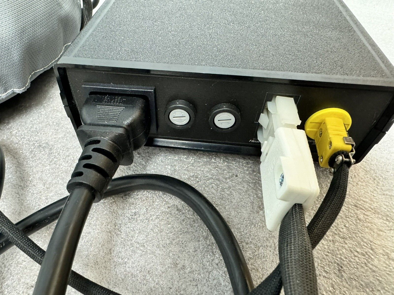 BriskHeat Applied Materials PID X2-120KT Temperature controller & Heating Jacket