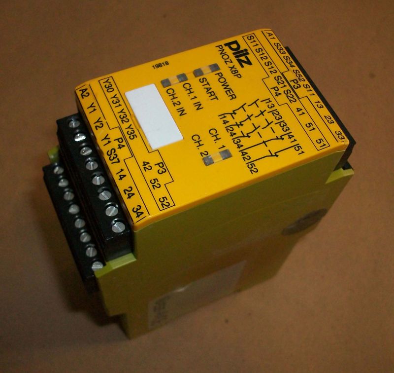 Pilz Safety Relay PNOZX8P