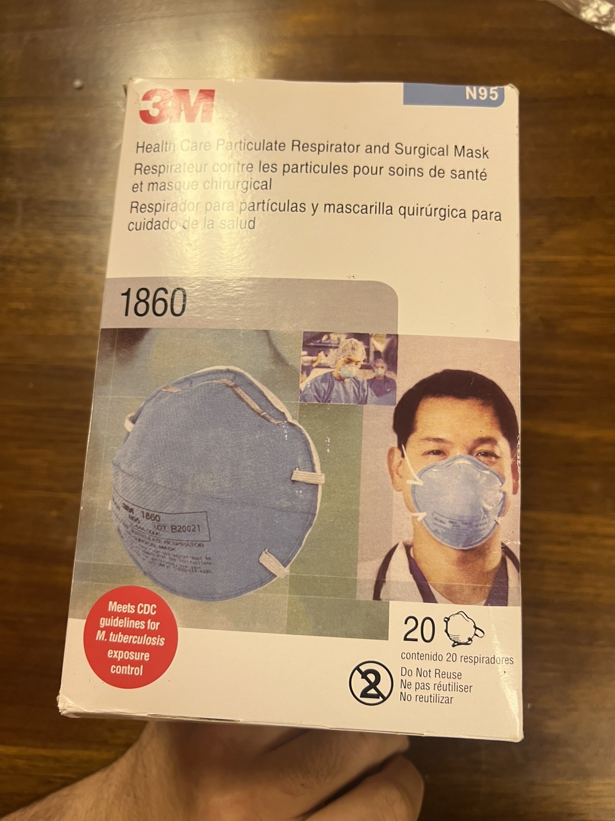 3M N95 Disposable Particulate Respirator & Surgical Mask Universal Box of 20