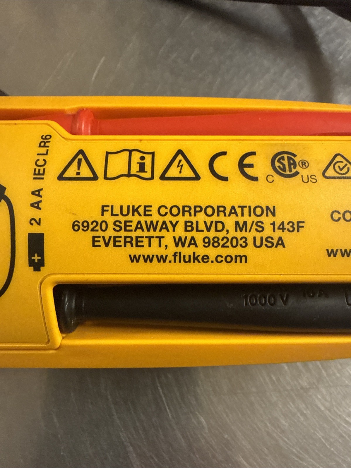 Fluke T6-1000 PRO True RMS Multimeter Tester 1000V CAT III/IV Field Sense