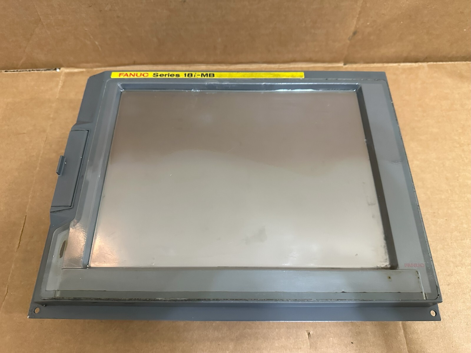 FANUC SERIES 18i-MB 10.4″ FA-LCD UNIT A02B-0281-C081
