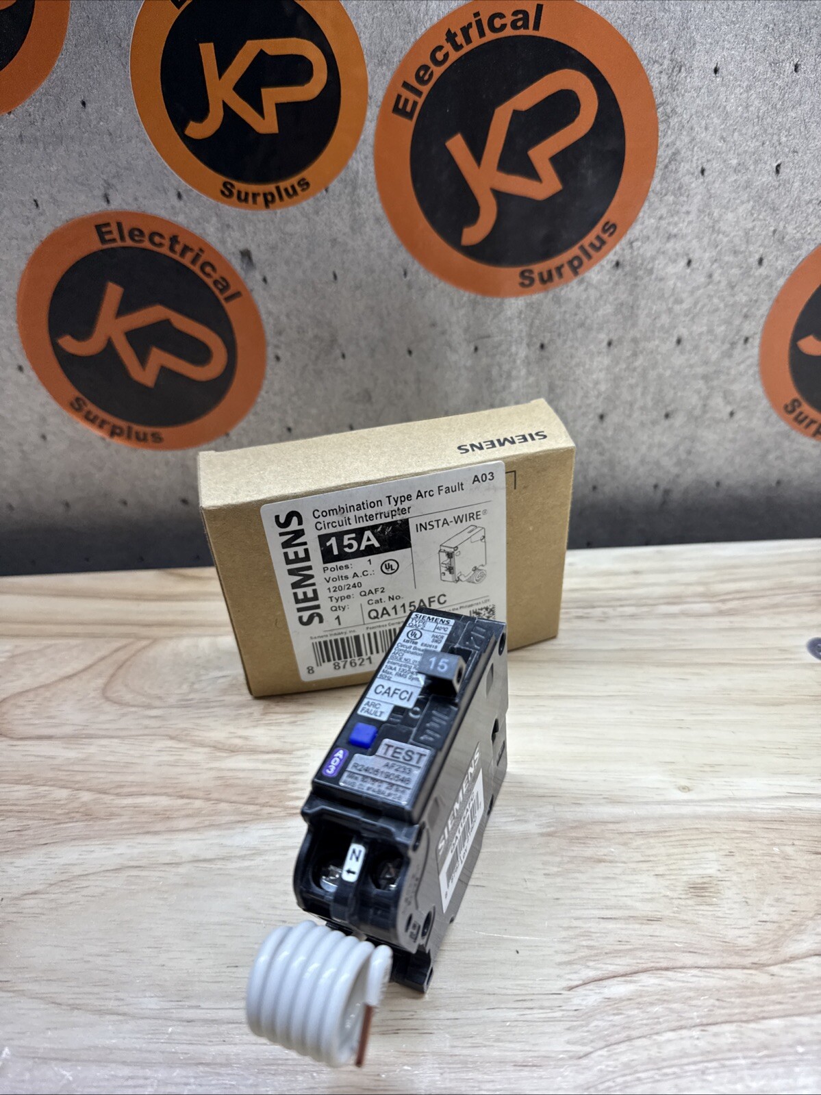 Siemens QA115AFC 1 Pole 15 AMP Arc Fault Combination Breaker AFCI New In Box