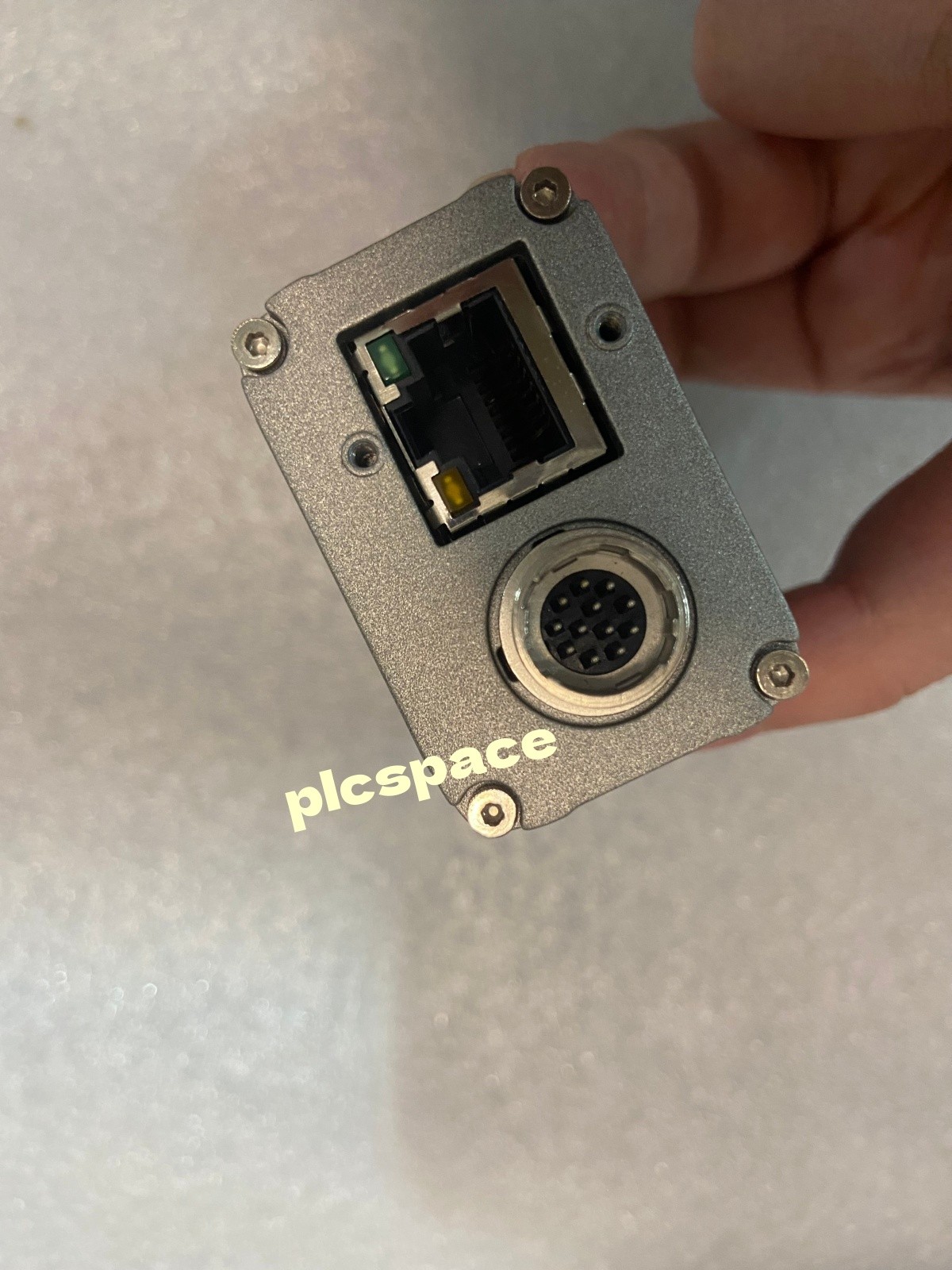 BASLER piA2400-17gm brand new industrial camera piA2400-17gm