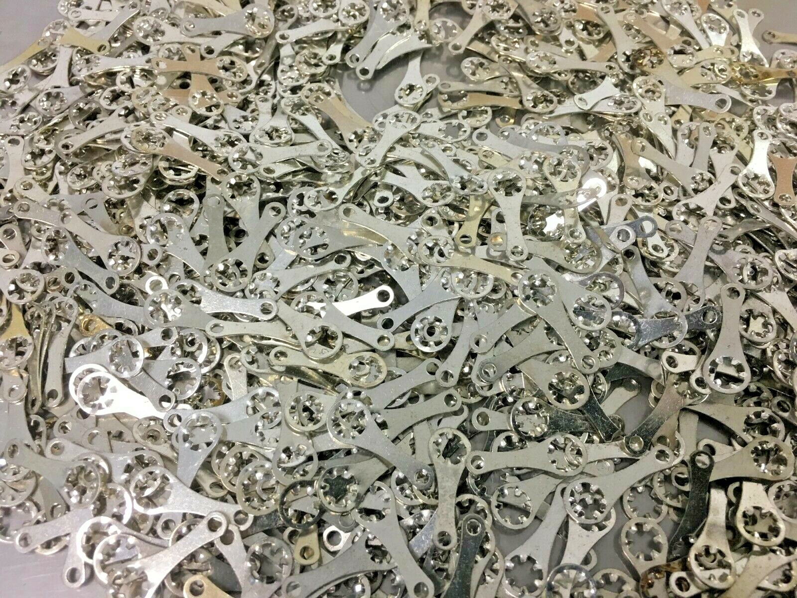 (107 PIECE LOT) 1410-6, Internal Tooth Solder Lug Terminals 22.22mm 7.93mm, #6