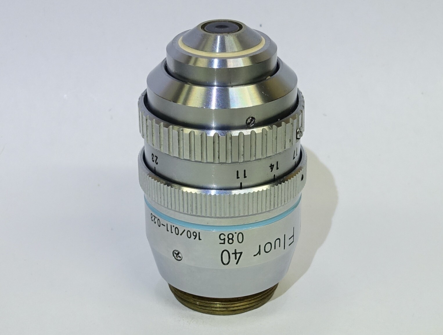 Nikon Fluor 40X/0.85 160/0.11-0.23 with coverslip collar; excellent condition
