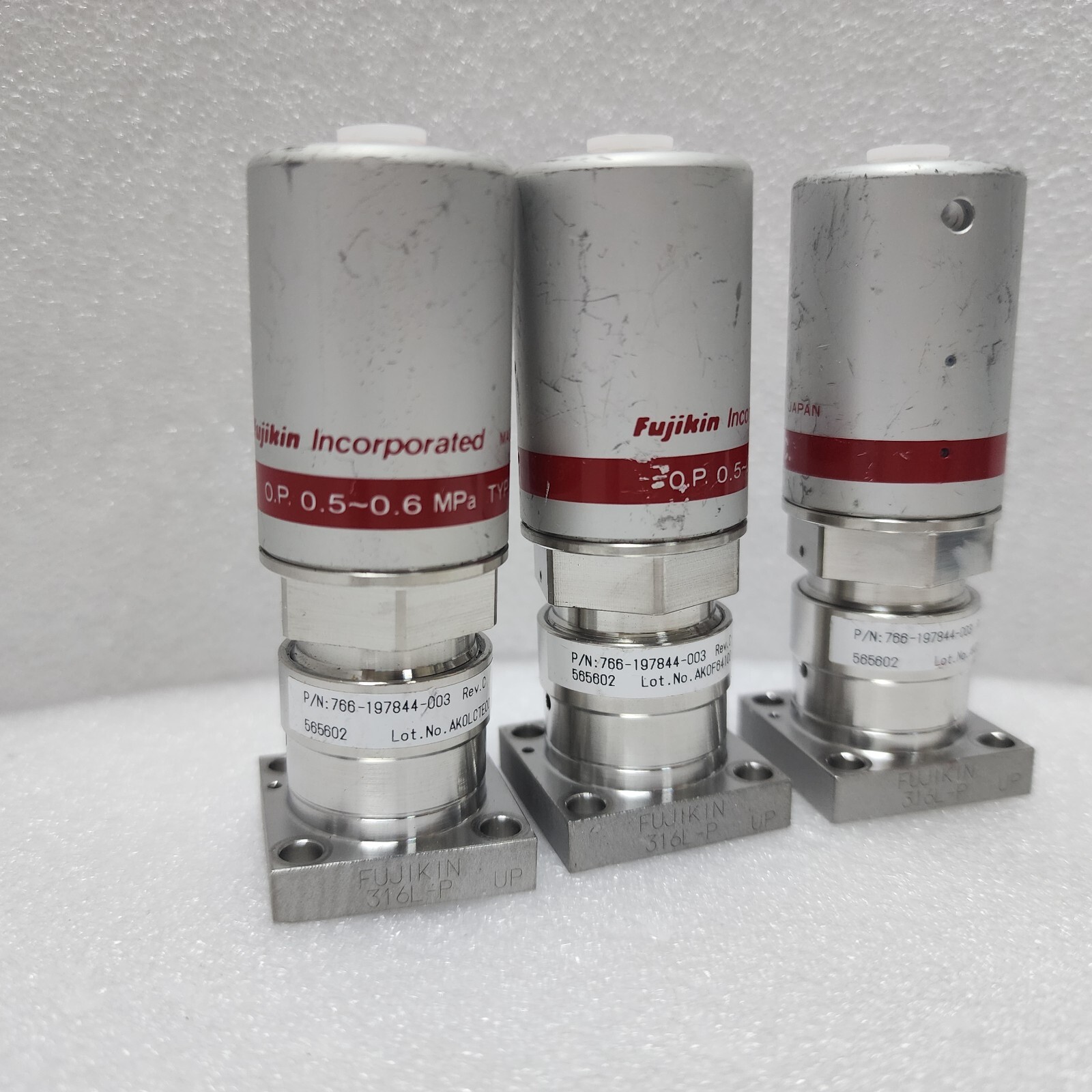 3 Fujikin 0.5-0.6 MPa, Lam 766-197844-003 Rev C, C No.565602 Type NC Valve,96937