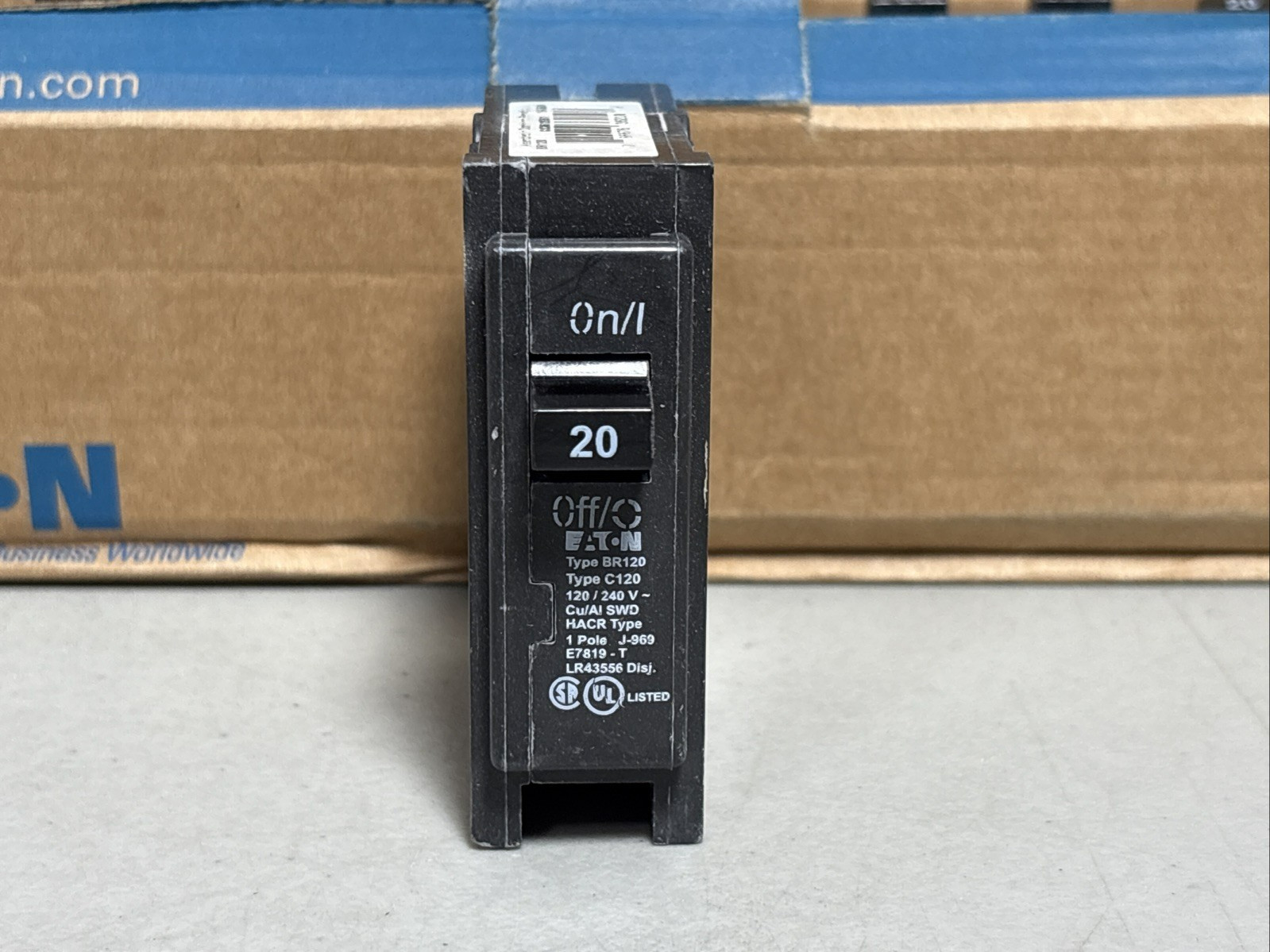 EATON BR120 Circuit Breakers (10 Pack) 20 AMP 1 Pole Type BR *NEW BOX of 10*