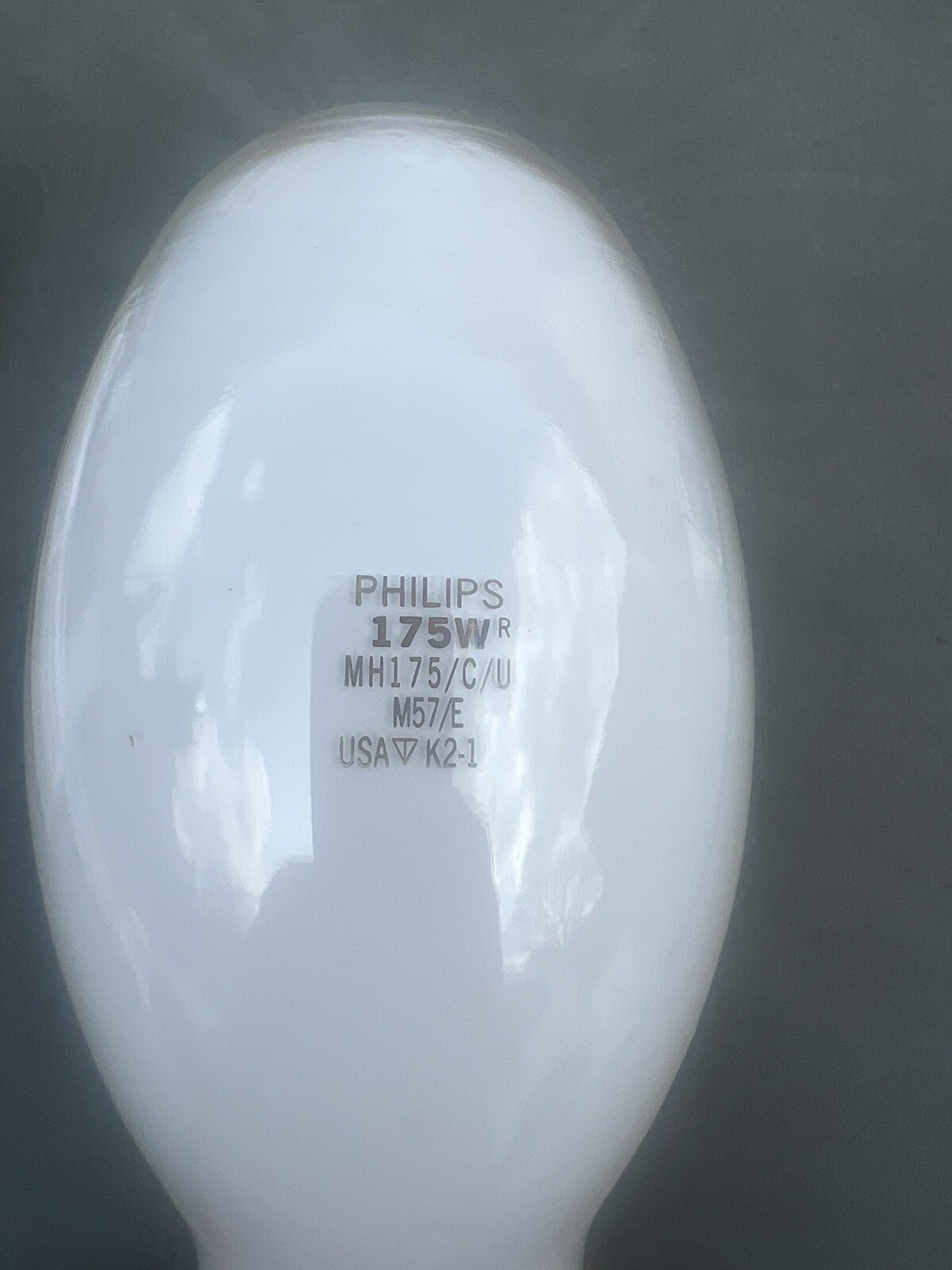 NEW Philips Frosted MH175/C/U 175 Watt M57/E Mogul Base Metal Halide Bulb
