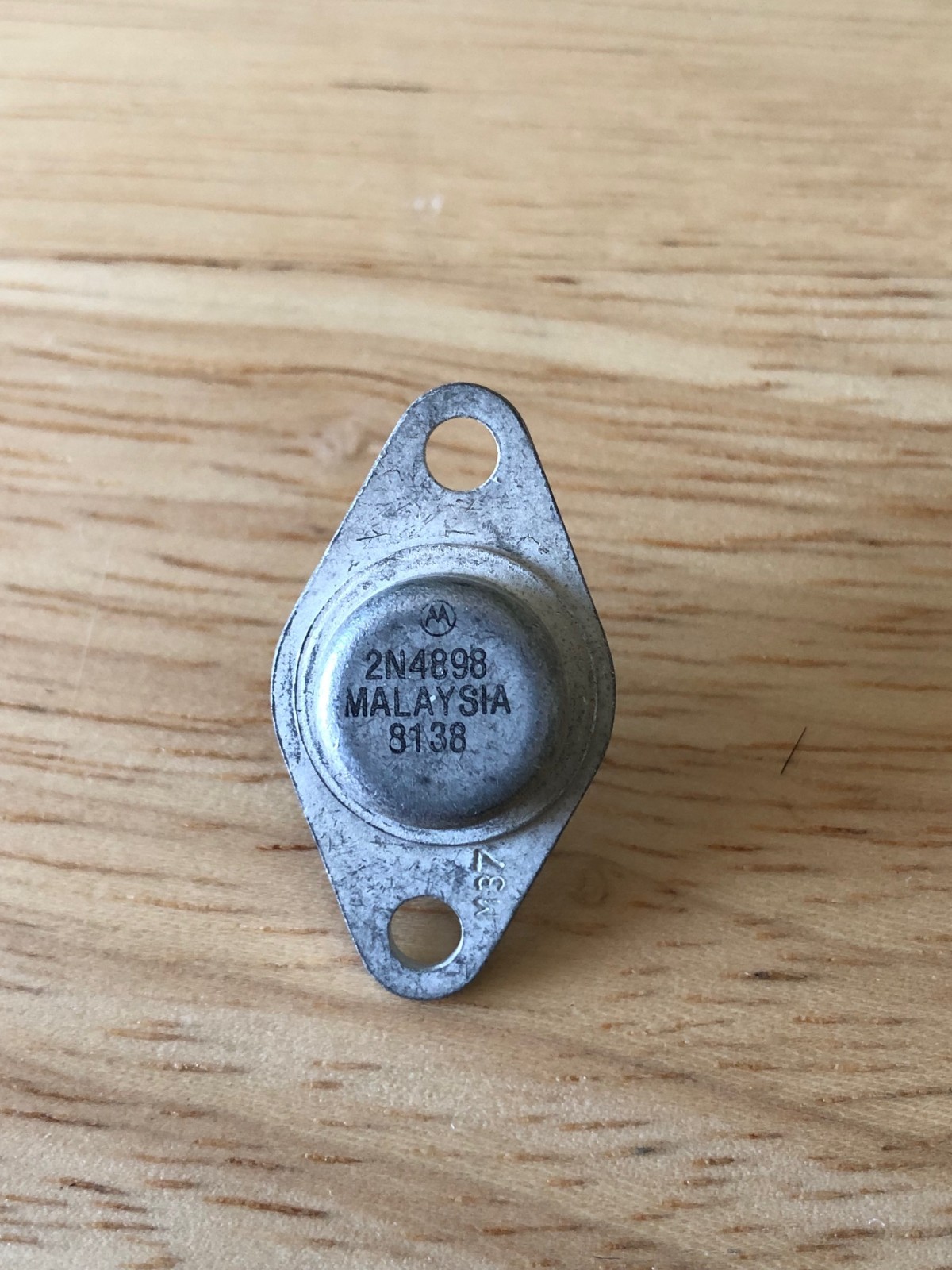 Motorola 2N 4898 (8138) Malaysia transistor New Old Stock