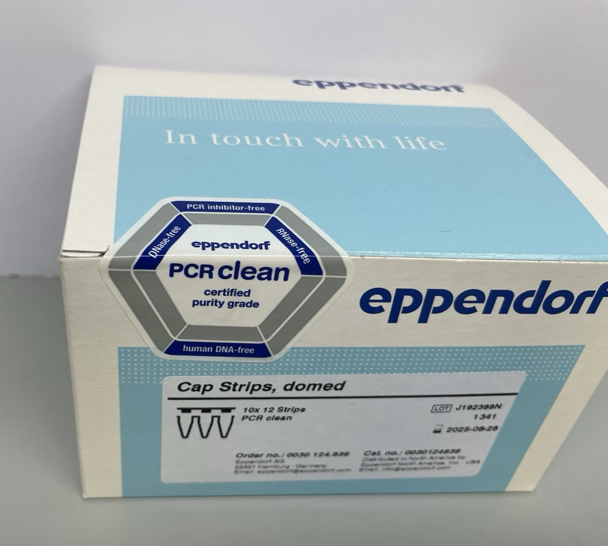 Eppendorf PCR Cap Strips Domed Certified PCR Clean 120/ct 0030124839