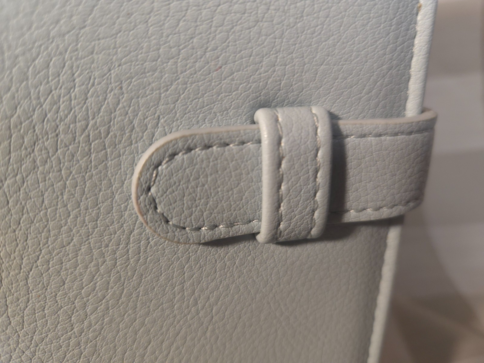 LIGHT BLUE STRAP-CLOSURE FRANKLIN PLANNER 7-RING FAUX LEATHER MINT CONDITION