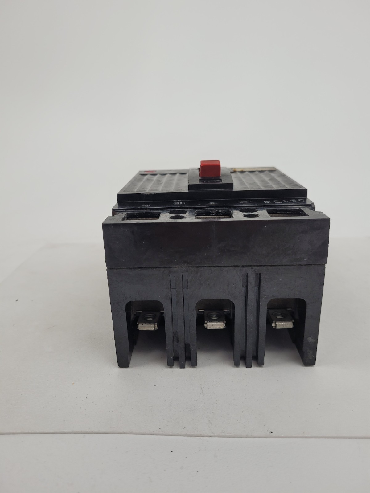THED136030 General Electric 30 Amp 600VAC Circuit Breaker – Next Day Option