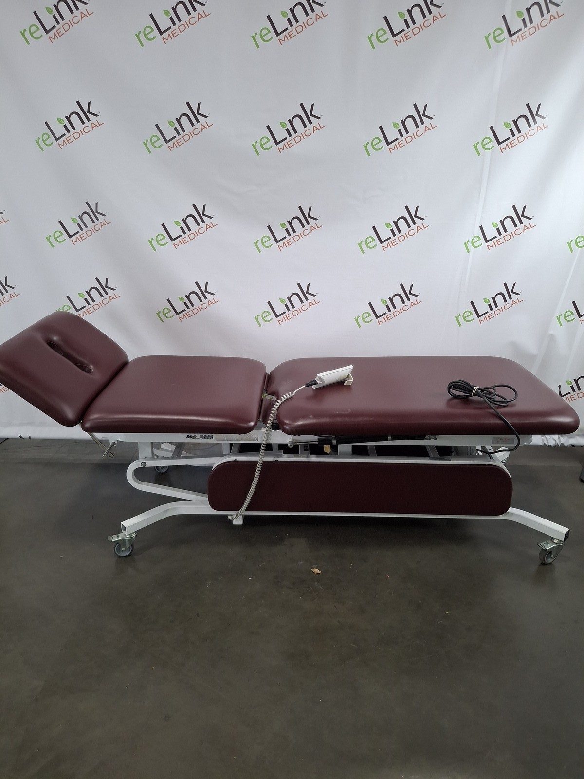 Dynatronics Dynatron HLT3 Electric Hi Lo Treatment Table