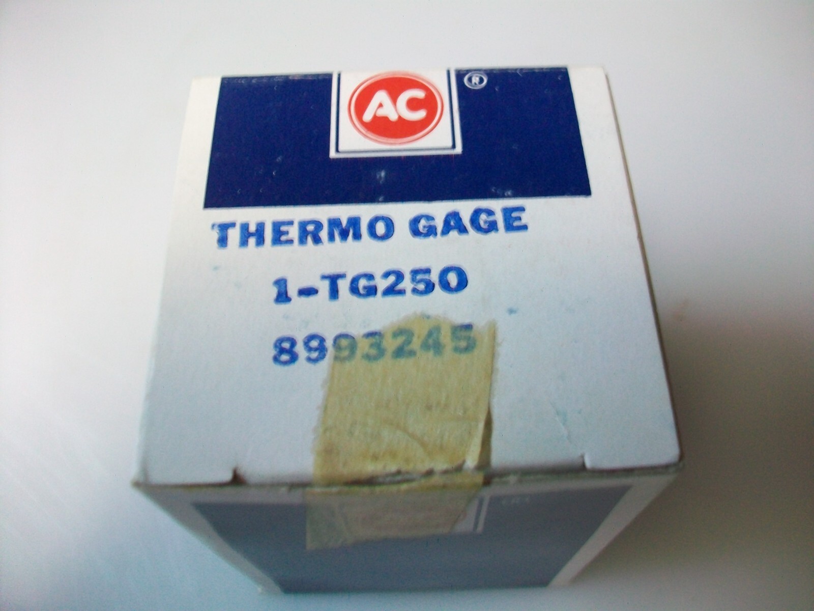 NEW AC DELCO WATER TEMPATURE GAGE 100-220 P/N 8993245 NSN 685-00-470-8650