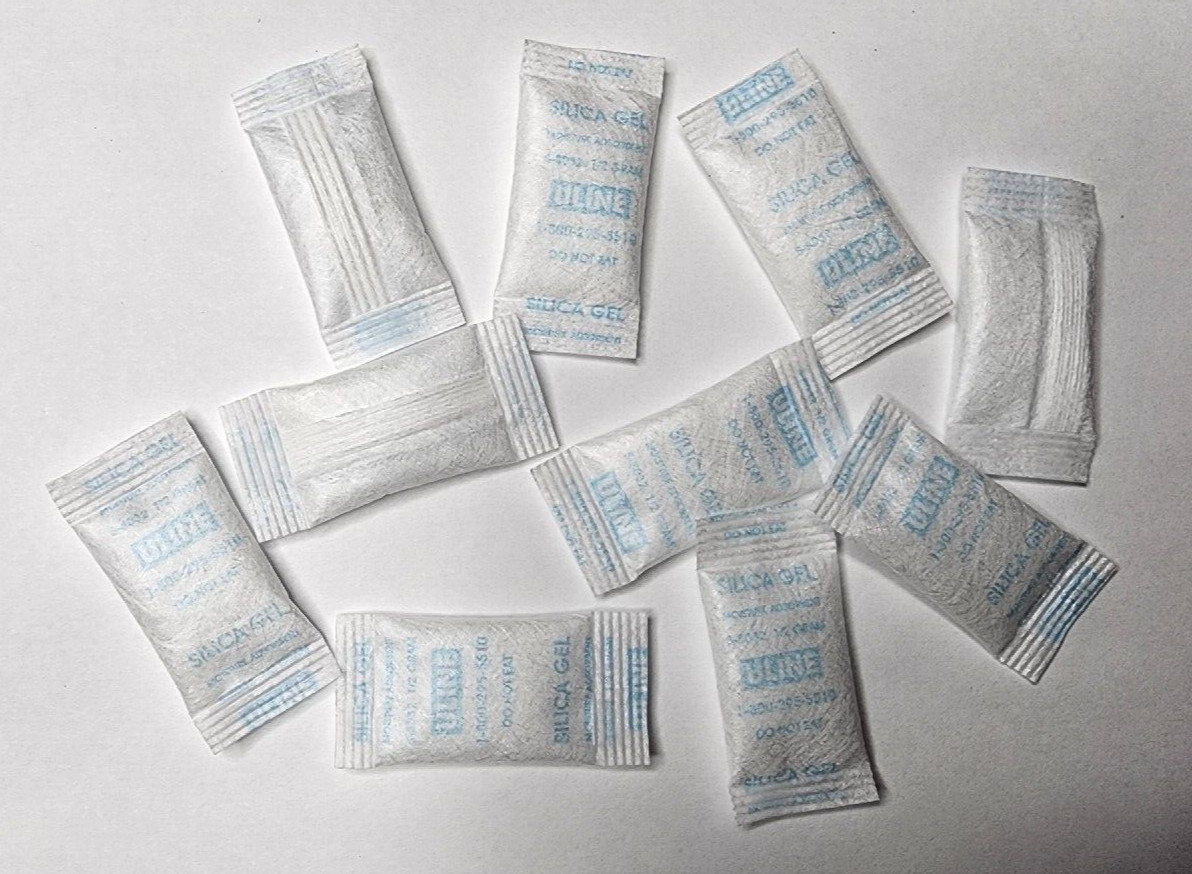 10 Pack ULINE 1/2 gram Silica Gel Desiccants Moisture Adsorbent for Trail Cams.