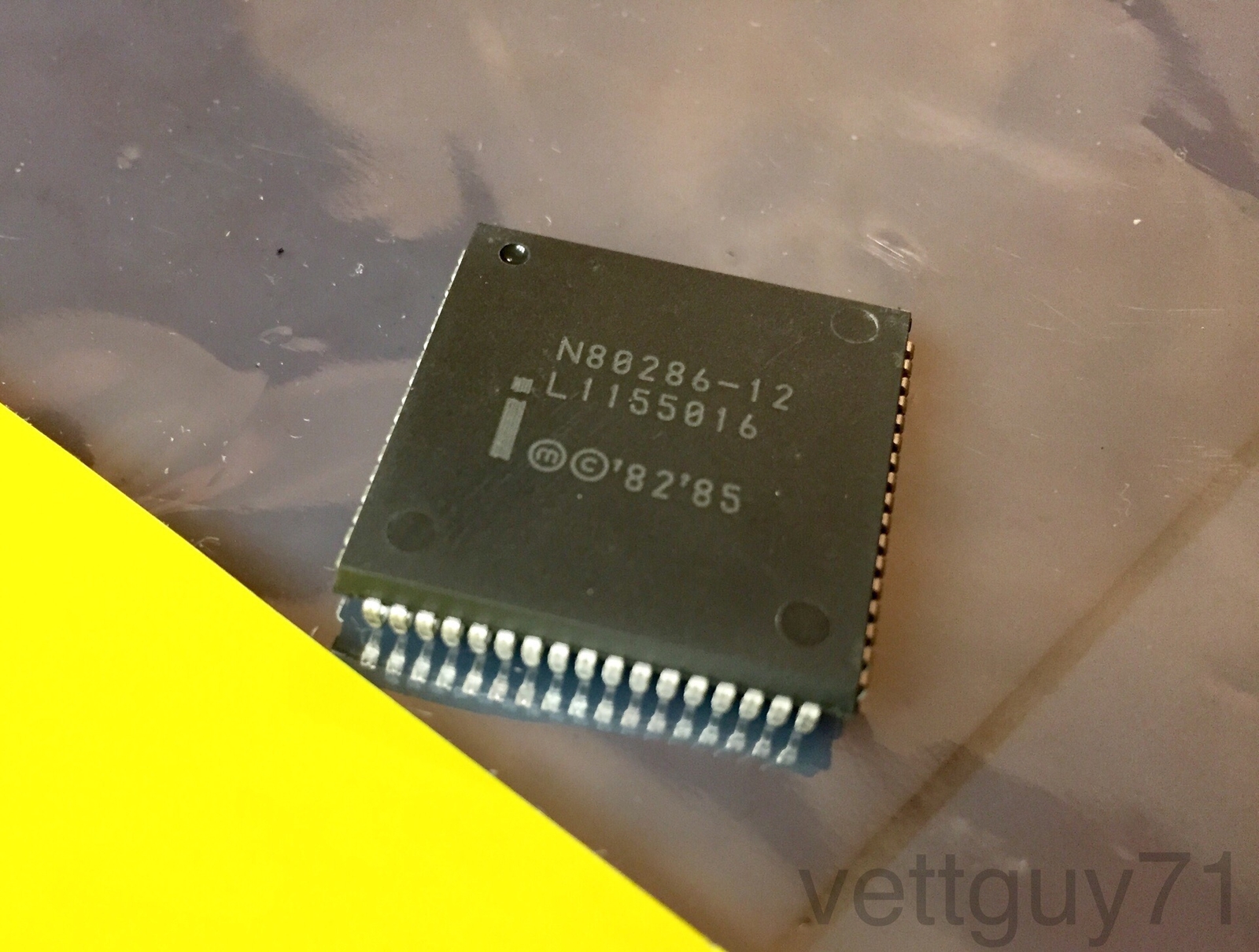 Genuine Original Intel N80286-12 16-bit CPU, PLCC68, 12.5MHz, 286, x86 processor