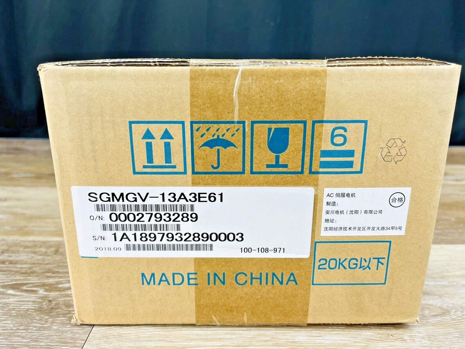 Yaskawa SGMGV-13A3E61 200V 1.3kW AC Servo Motor 3000rpm IP67 High Inertia New