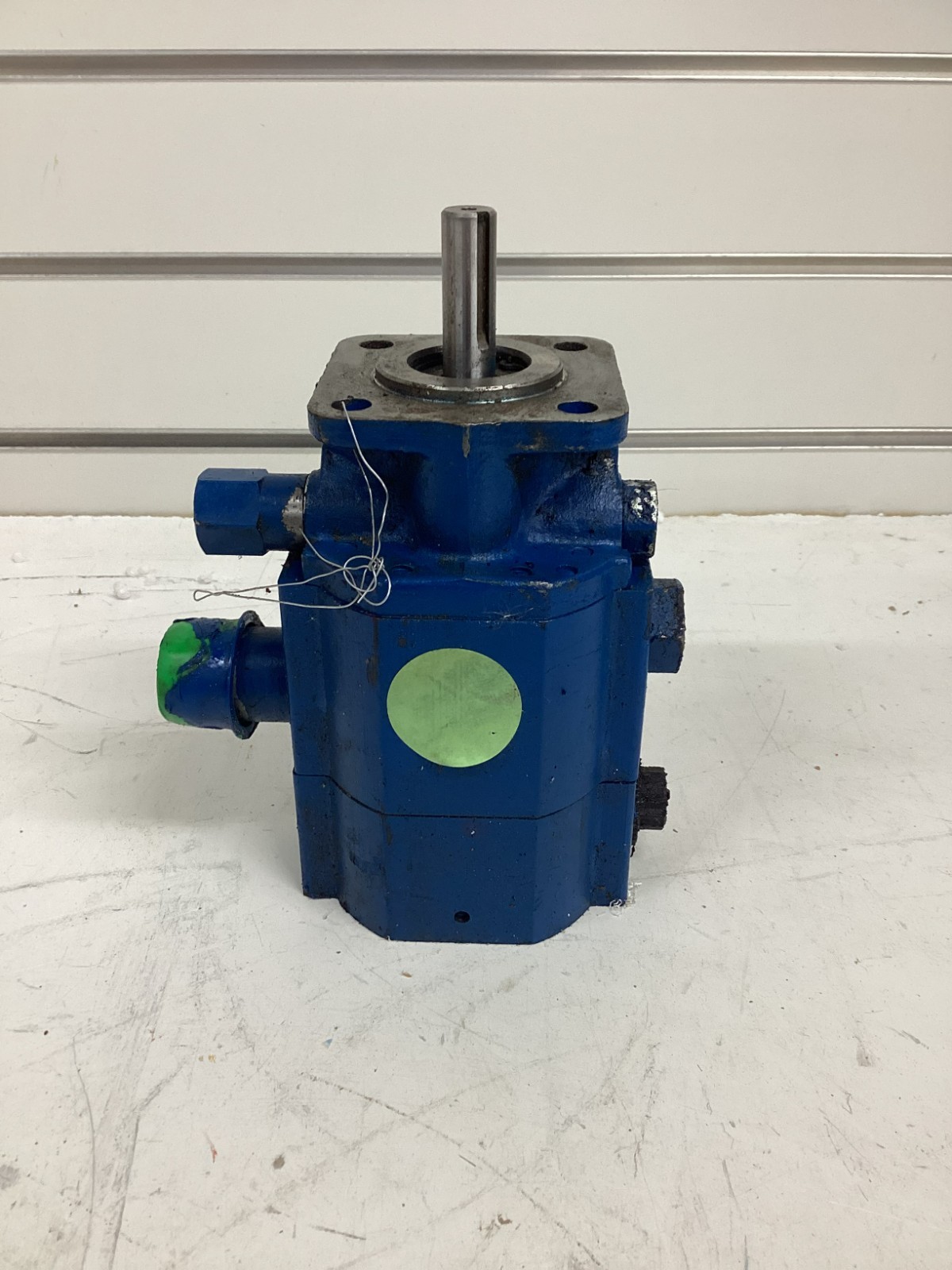 Concentric Hydraulic Pump, 16 GPM, 2-Stage, Model# 1001507