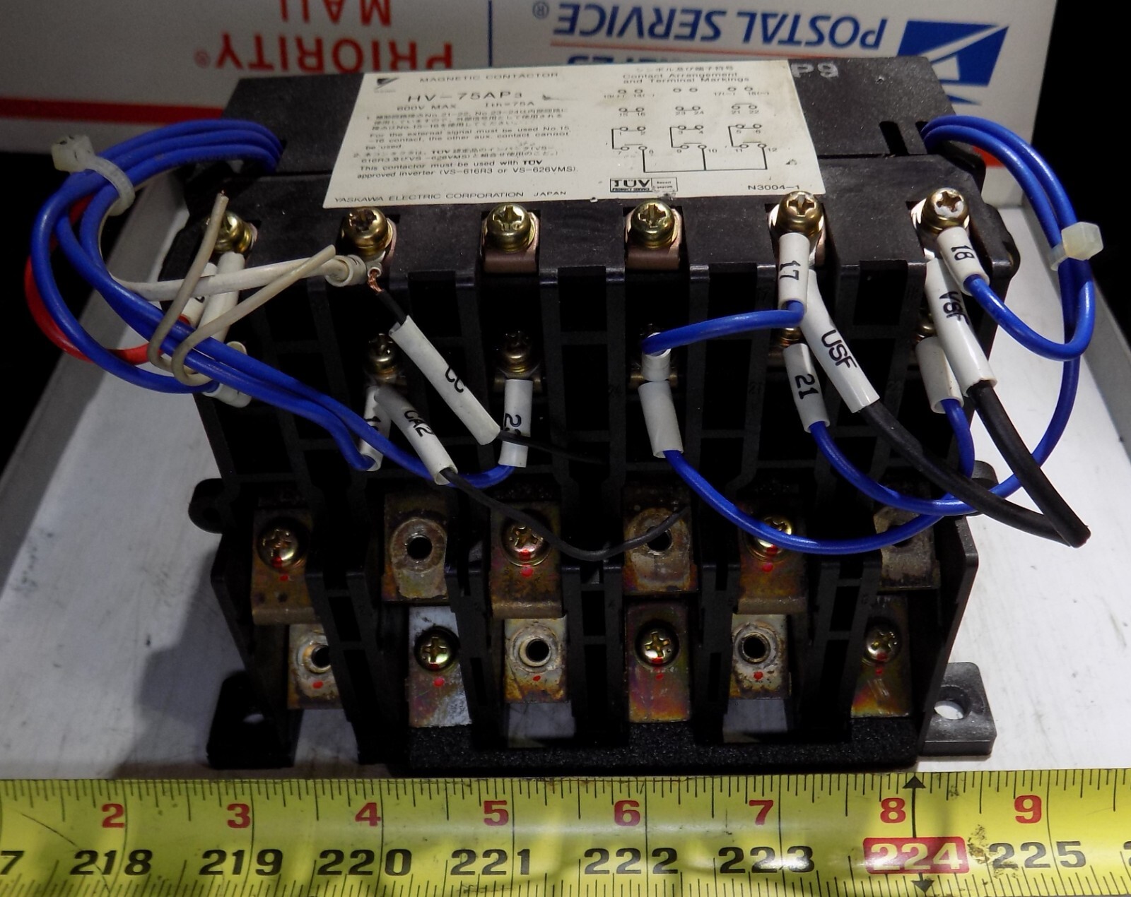 YASKAWA YASNAC HV-75AP3 magnetic contactor 600V Max Ith=75A