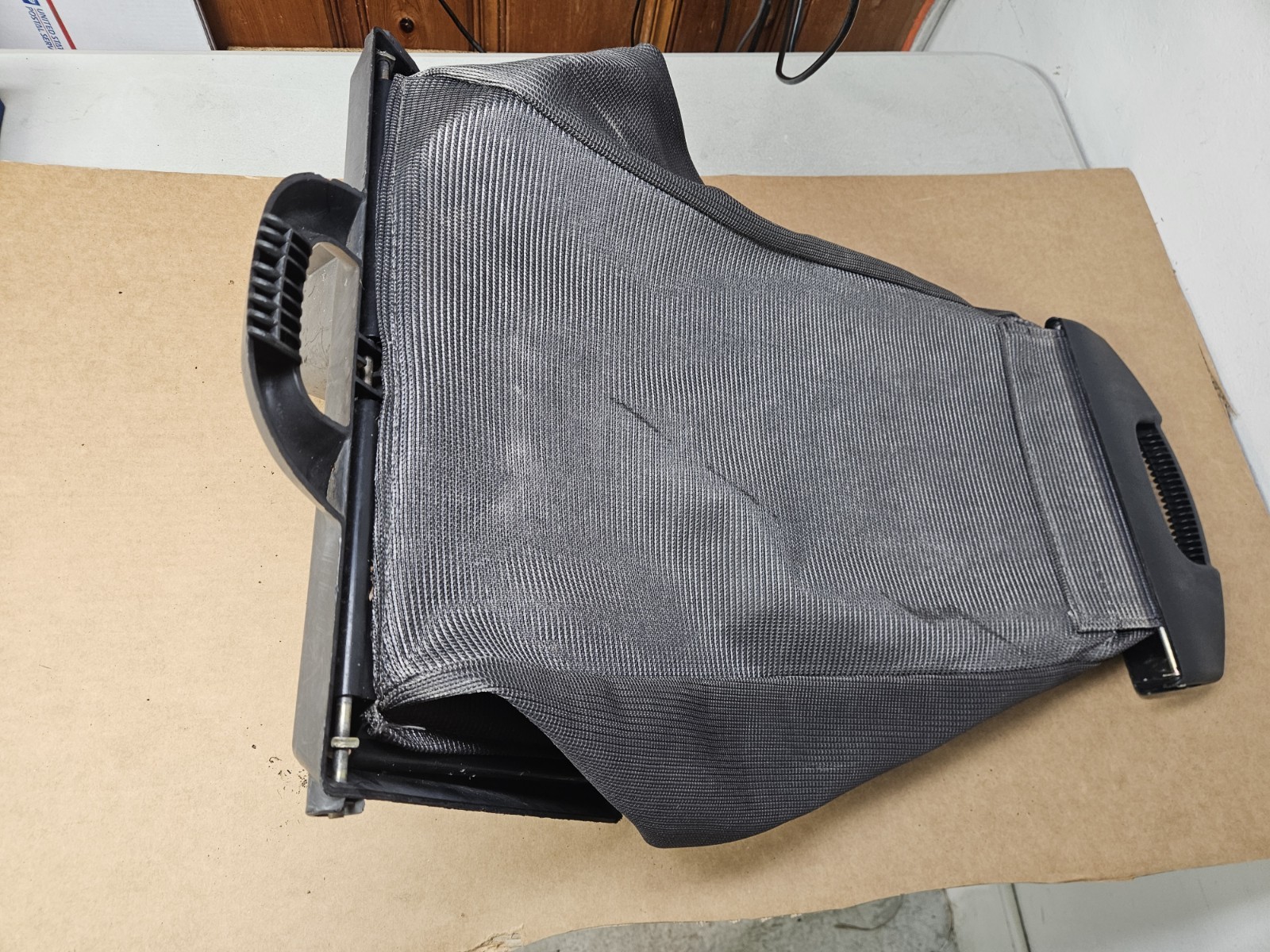 John Deere JS63 6.5 HP OEM Grass Bag Assembly