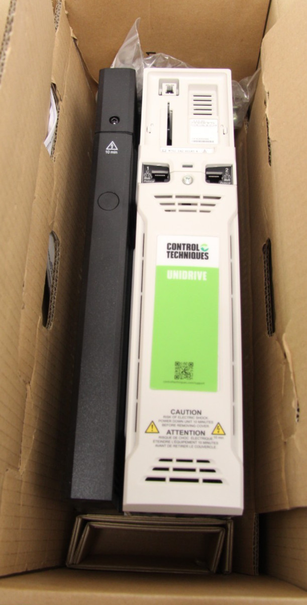 Nidec Control Techniques Unidrive M702-04200185A10100AB100 4.0/5.5kW No Display